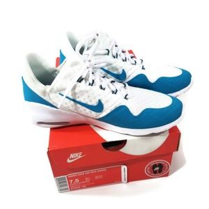 Nike Air Max Sasha Womens Running Shoe 7.5 NEW